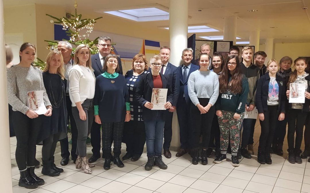 Kūrybinių darbų konkursas „MES -PRIEŠ KORUPCIJĄ“